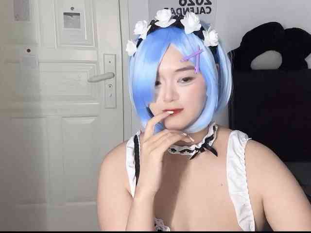 QQQ78879 webcam