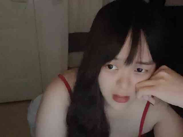 QQQ78879 webcam