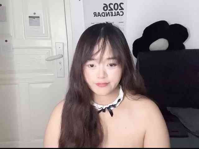 QQQ78879 webcam
