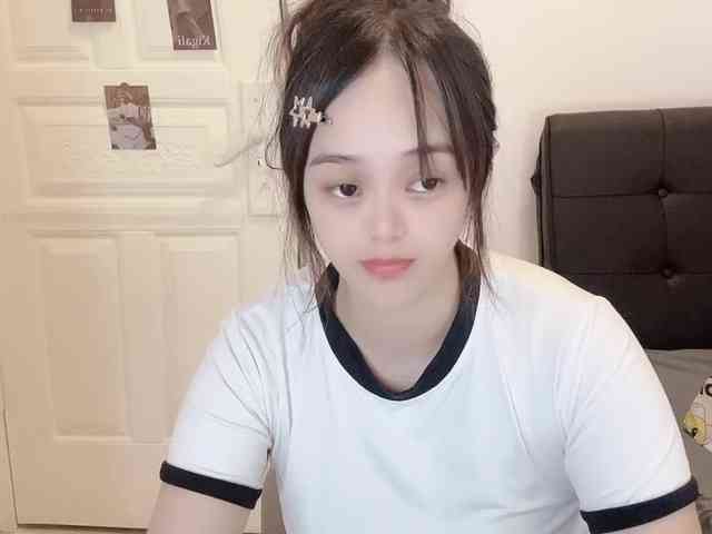 Model: QQQ78879