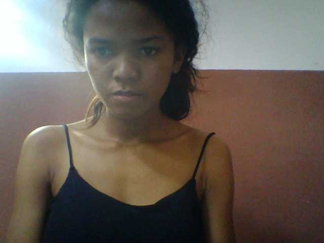 Laynah1a live webcam show