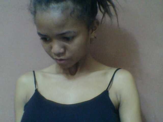 Laynah1a live cam on BongaCams