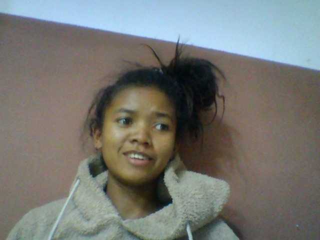 Laynah1a live webcam show