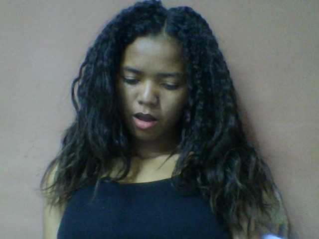 Laynah1a live webcam show