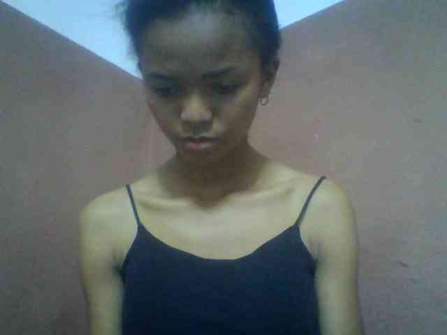 Laynah1a webcam