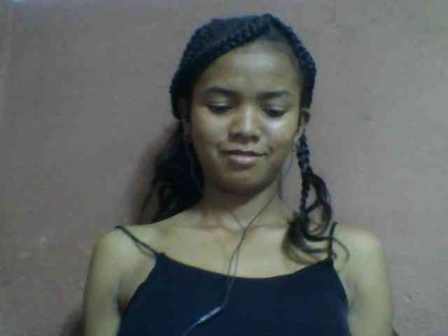 Laynah1a webcam