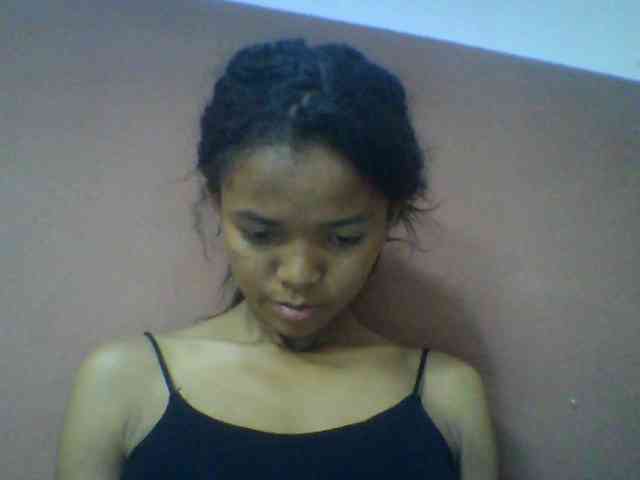 Laynah1a webcam
