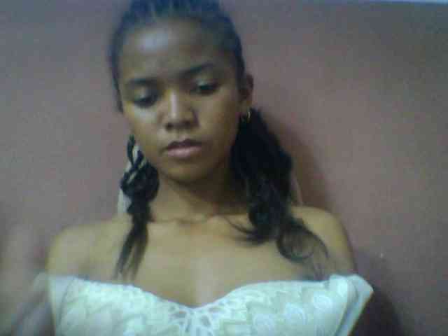 Laynah1a webcam