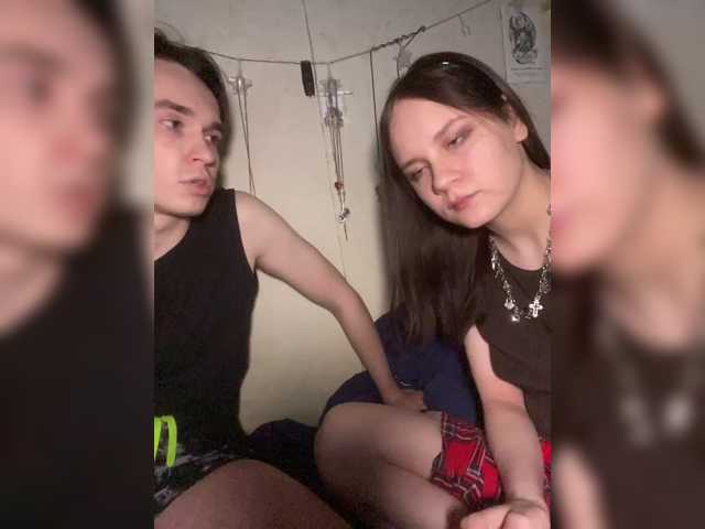 murmurmeow666 live cam on BongaCams