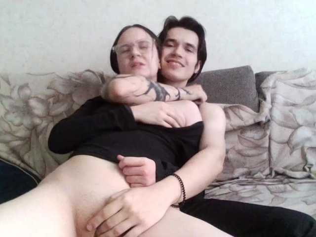 murmurmeow666 live cam on BongaCams