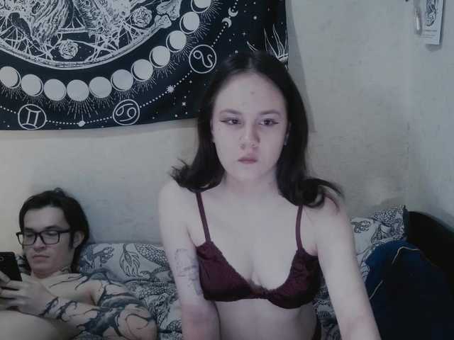 murmurmeow666 live cam on BongaCams