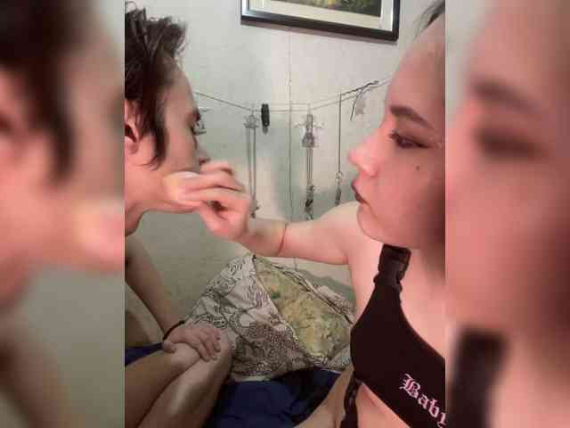 murmurmeow666 webcam