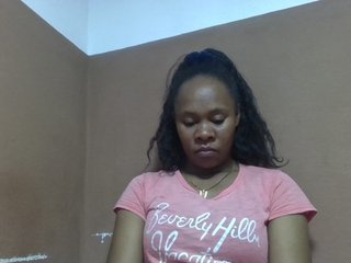 Elynah1a's Live Webcam