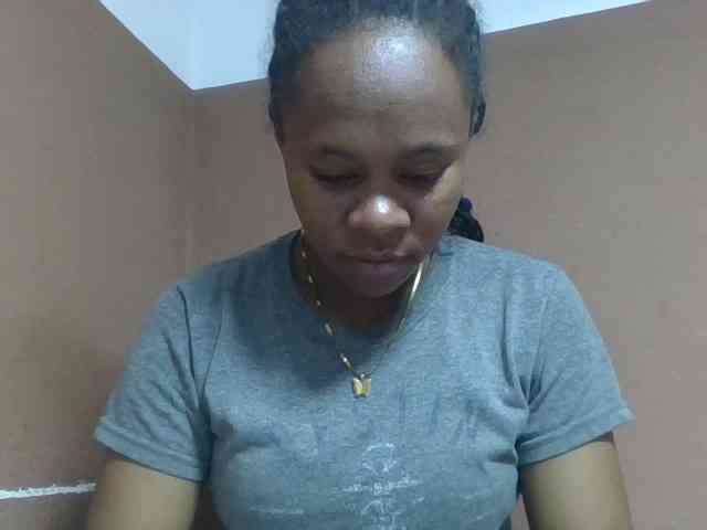 Elynah1a webcam