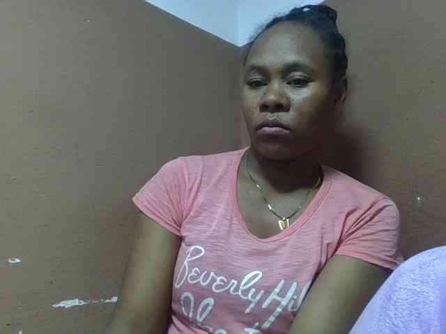 Elynah1a webcam