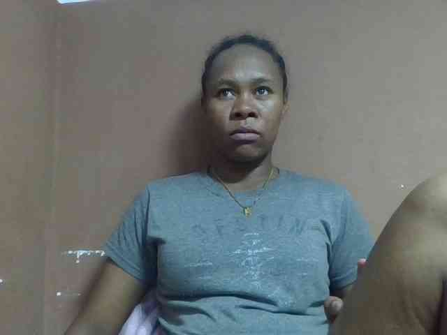 Elynah1a webcam