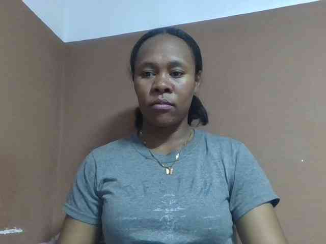 Elynah1a webcam