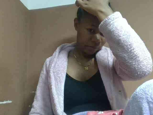 Elynah1a webcam