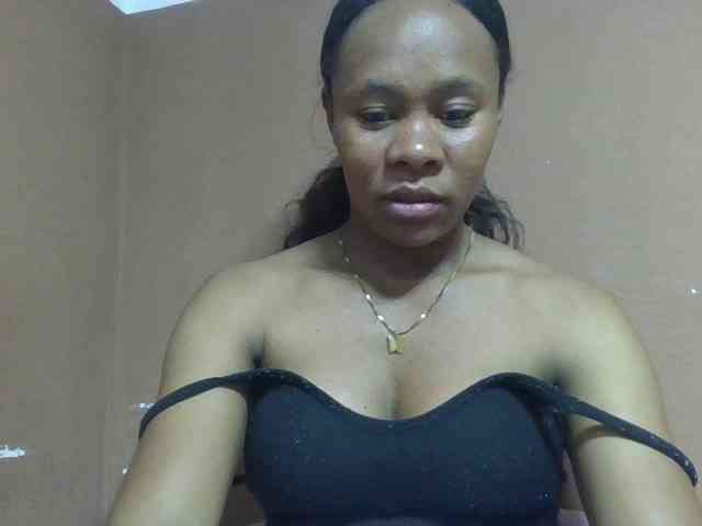 Elynah1a webcam
