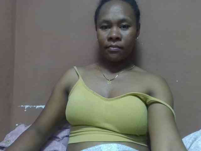 Elynah1a webcam