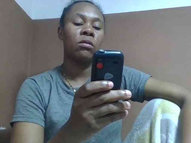 Elynah1a webcam