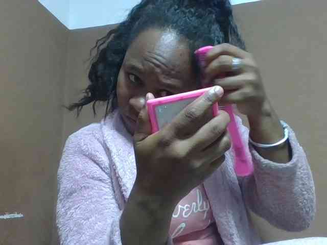 Elynah1a webcam