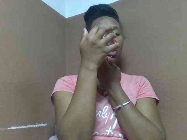 Elynah1a webcam