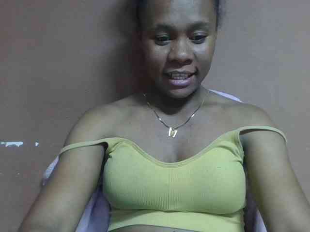 Elynah1a webcam