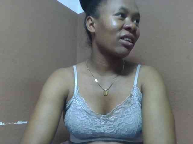 Elynah1a webcam