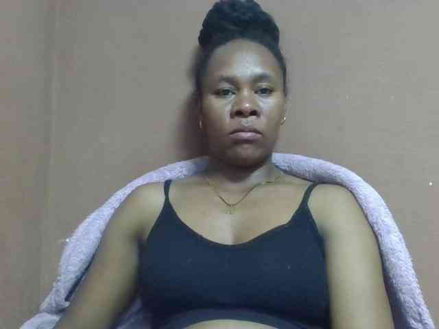 Elynah1a webcam