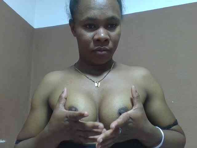 Elynah1a webcam