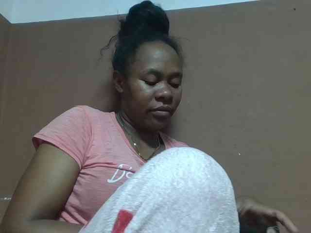 Elynah1a webcam