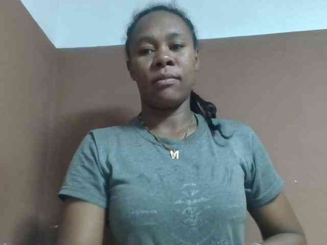 Elynah1a webcam