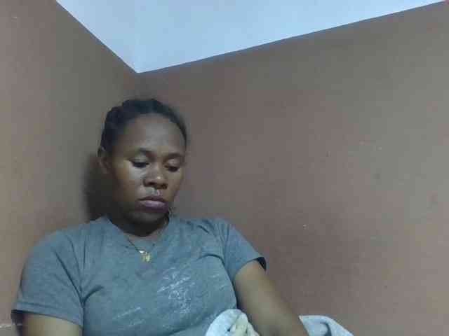 Elynah1a webcam