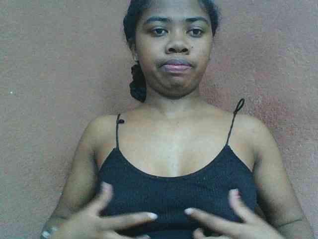 Franciah1a webcam