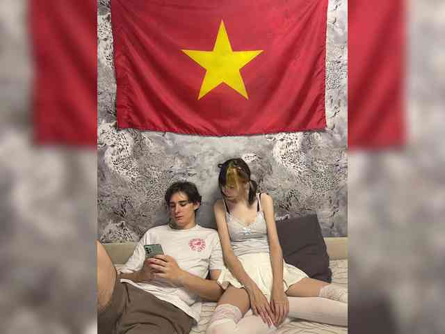 AlexaAndAdam webcam