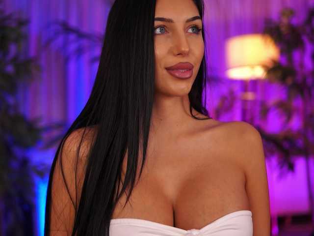 SalmaJade