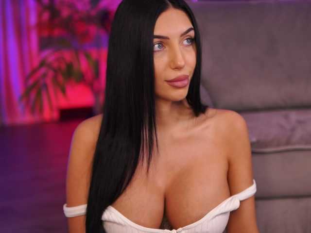 SalmaJade