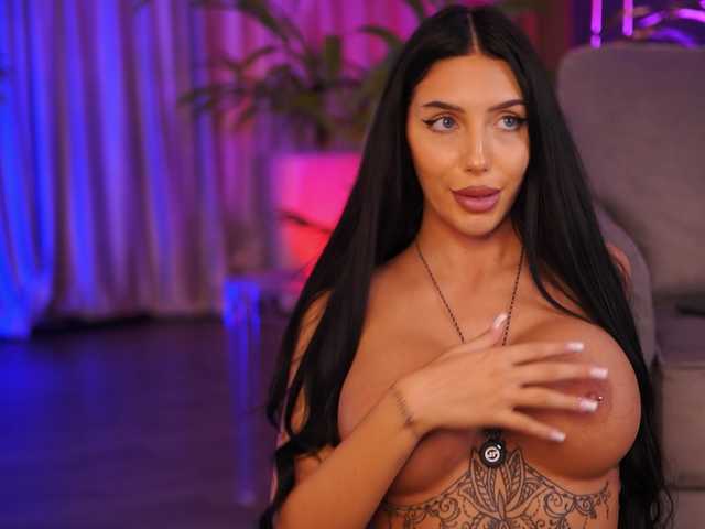SalmaJade live cam on BongaCams