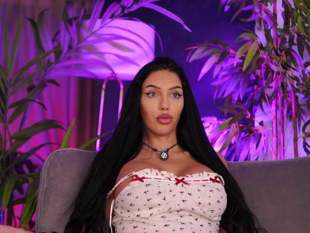 SalmaJade live cam on BongaCams