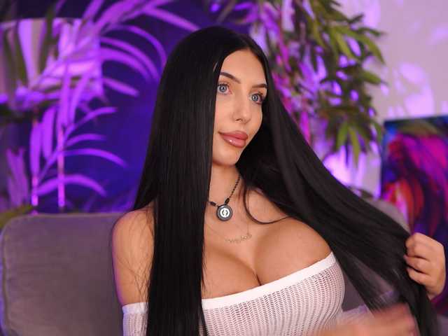 SalmaJade