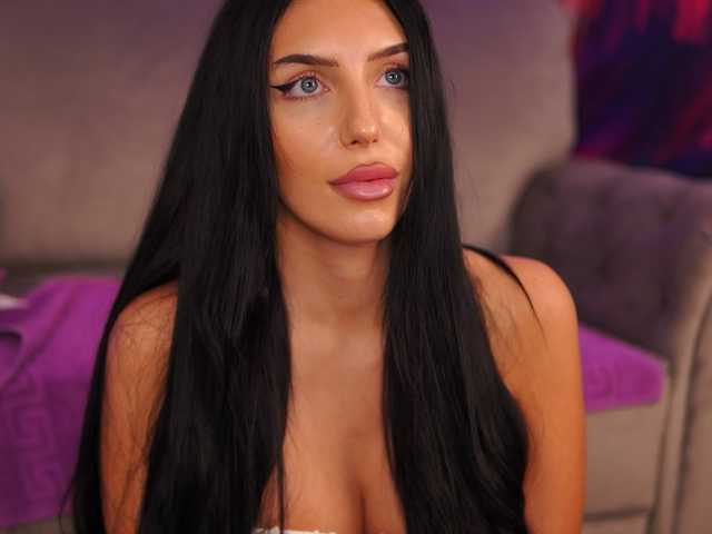 SalmaJade live cam