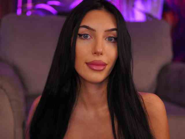 SalmaJade