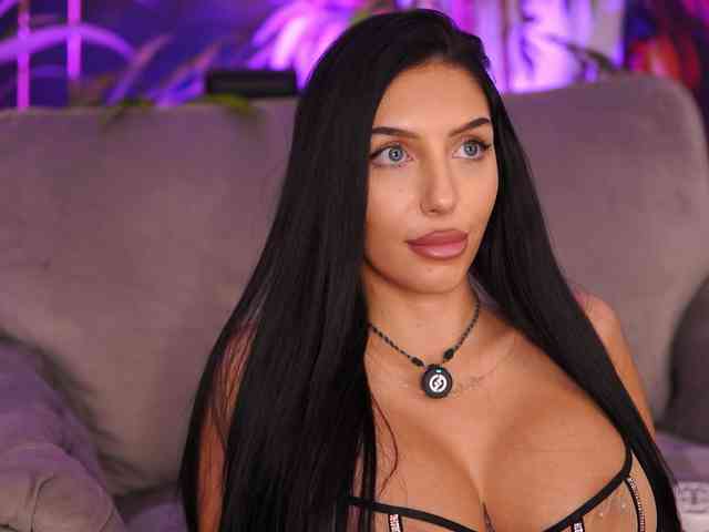 SabrinaJade
