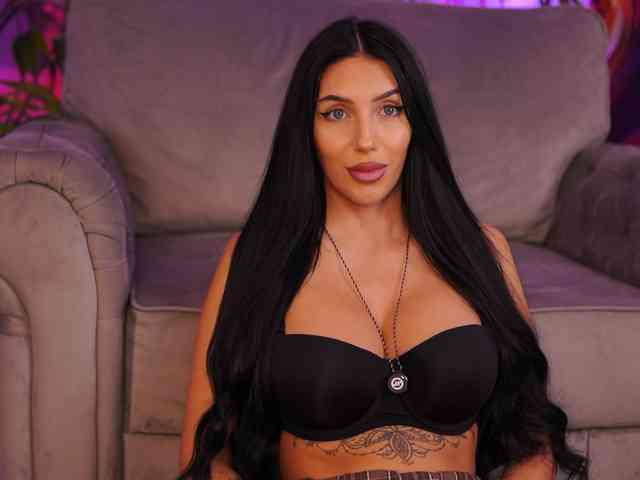 SabrinaJade
