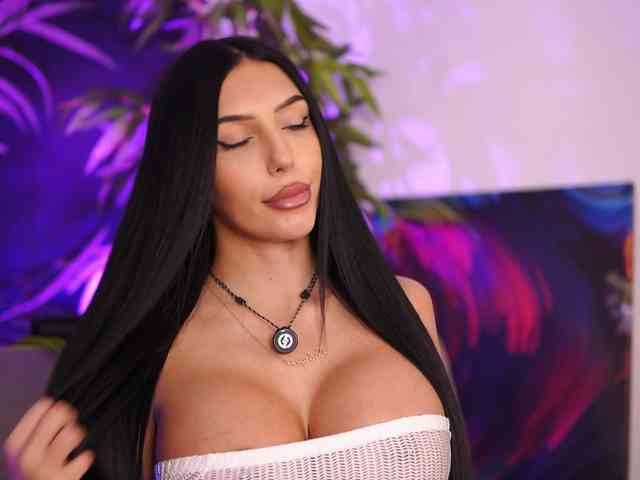 SabrinaJade webcam