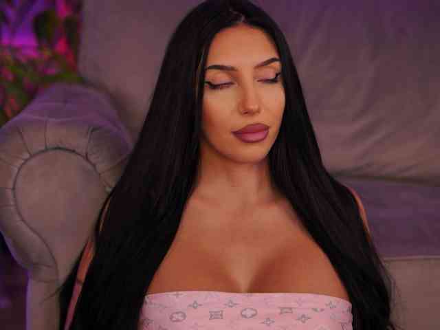 SalmaJade