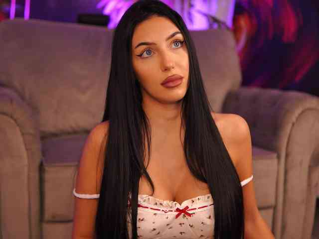 SalmaJade