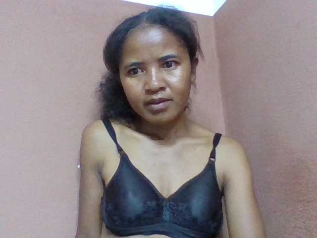 Claudia1a live cam on BongaCams
