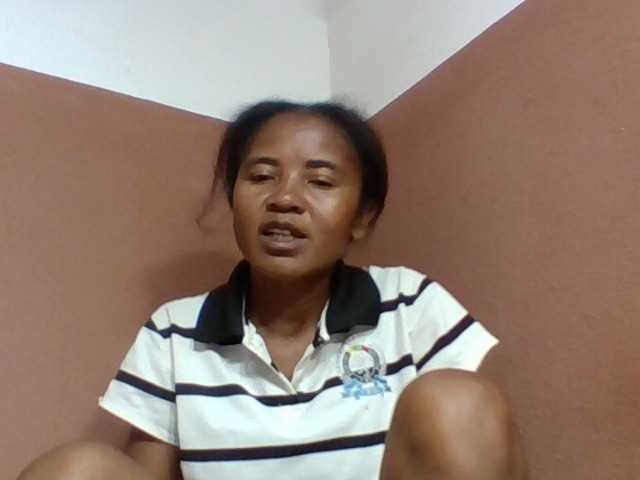 Claudia1a live cam on BongaCams